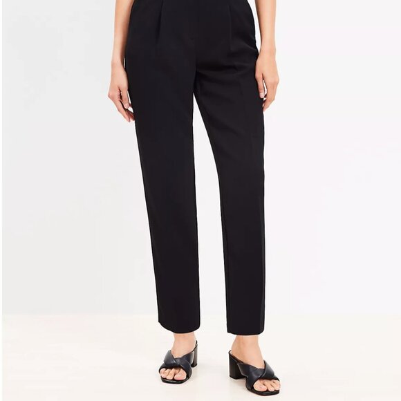 NWT - Pleated Tapered Pants in Crepe - Picture 1 of 7